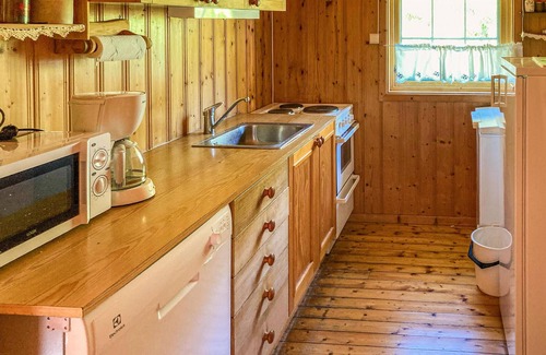 Selje House | 3 bedroom awesome home in Leikanger