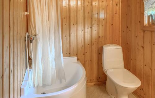 Selje House | 3 Bedroom Awesome Home In Leikanger