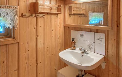Selje House | 3 Bedroom Awesome Home In Leikanger