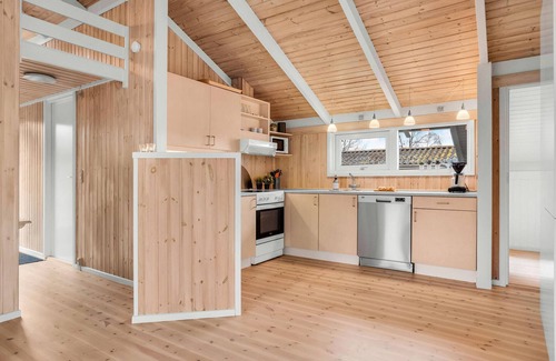 Hejlsminde Strand House | 3 bedroom awesome home in Hejls