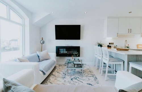 Ballycastle Apartment | 3-Bedroom Beach Residence in Ballycastle