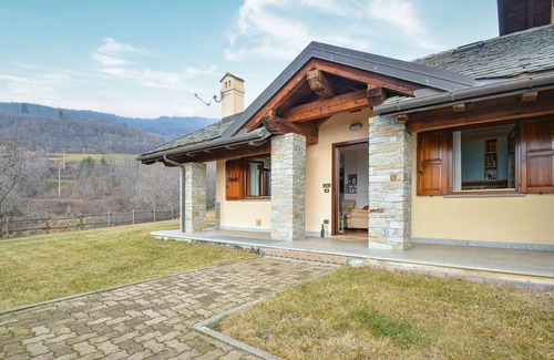 Aosta House | 3 bedroom beautiful home in Entrebin