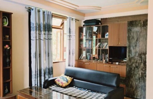 Geyzing House | 3-bedroom building in fabulous Darap with WiFi