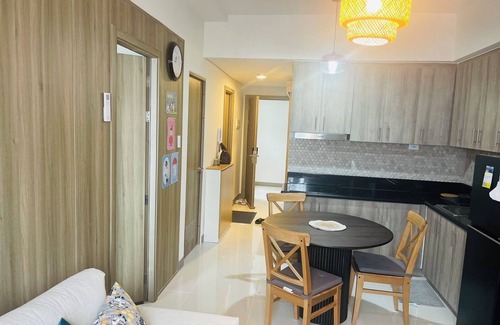 Barangay 76 Condo | 3-bedroom condo facing Manila Bay: amazing sunset at SMDC Coast Residences