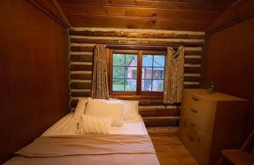 Rosedale House | 3-Bedroom Cottage #7 - Balsam Lake