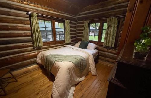 Rosedale House | 3-Bedroom Cottage #7 - Balsam Lake