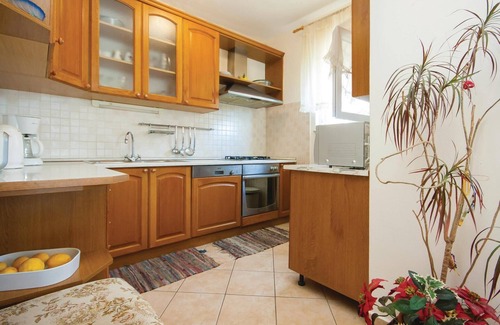 Brodarica Apartment | 3 bedroom cozy apartment in Brodarica