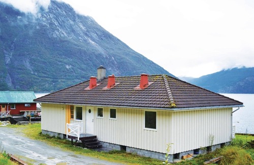 Eidfjord House | 3 bedroom cozy home in Eidfjord