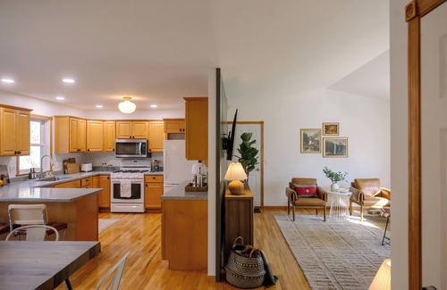 Decorah House | 3 Bedroom Decorah Home - backing up to the bluffs & stream