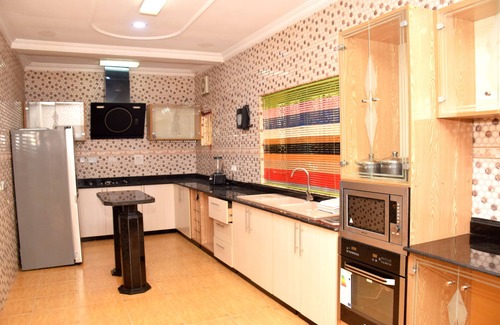 Oshodi-Isolo House | 3 Bedroom Duplex House