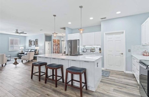 Fellowship House | 3 bedroom Equestrian elegance close to WEC with private pool