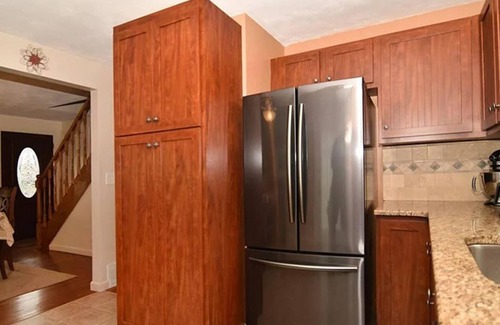 West Warwick House | 3 Bedroom Family Home Near East Greenwich RI