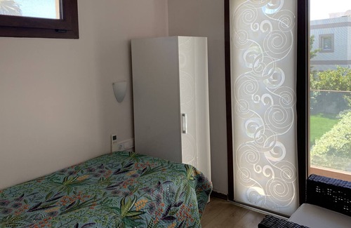 Ortakent Apartment | 3 Bedroom Flat 500m Walking Distance to the Beach in Yahşi with Terrace