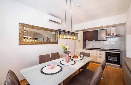 Novigrad House | 3 bedroom gorgeous home in Pridraga