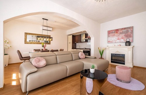 Novigrad House | 3 bedroom gorgeous home in Pridraga