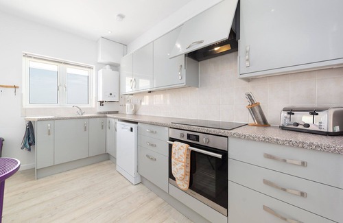 Mortehoe House | 3-bedroom holiday cottage in Woolacombe with sea views and within walking distance of the beach