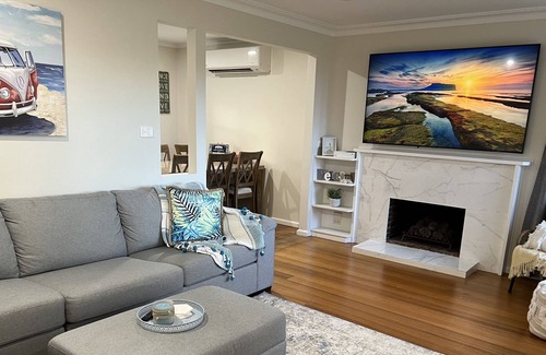 Port Welshpool House | 3 bedroom home. Fitted sheets provided. BYO pillows, doonas, blankets & towels.