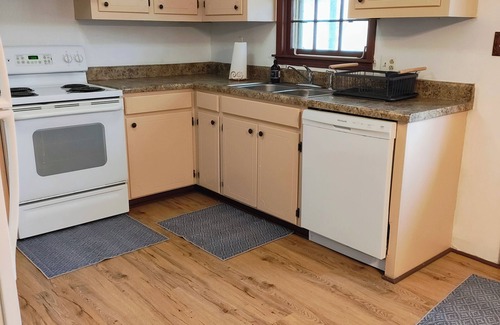 Corinth House | 3-bedroom house in awesome Corinth with WiFi, AC. No cleaning fees
