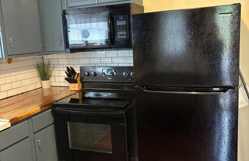 MacArthur House | 3-bedroom house in charming Beckley