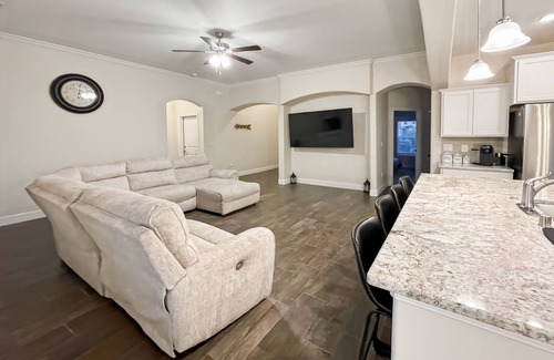 Hobbs House | 3-bedroom house in welcoming Hobbs with WiFi, AC