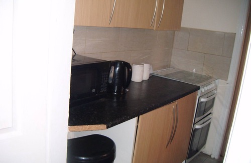 Derby House | 3 Bedroom House near Derby City Centre Contractors/Companies & Families Welcome