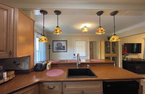Overlea House | 3-bedroom house with Pool