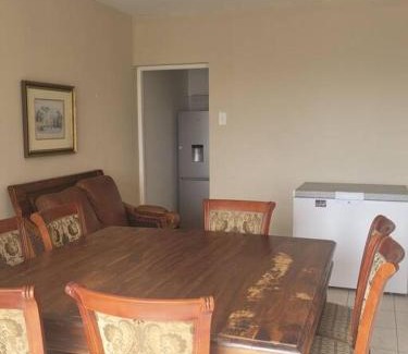 Wavecrest House | 3 bedroom house with parking