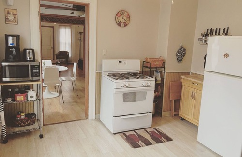 Buffalo House | 3 Bedroom in Buffalo near Niagara Falls