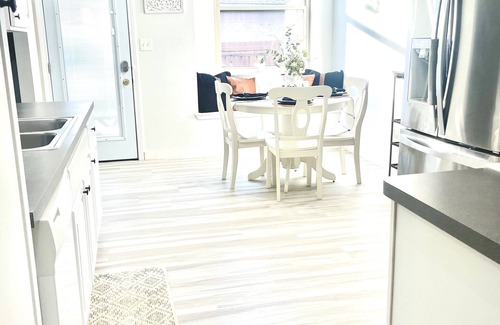 Denton House | 3 bedroom in home in Enchanting Denton TX