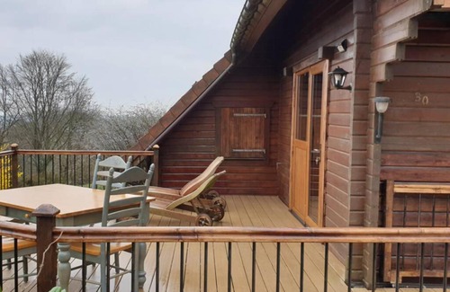 Saint-Germain-de-Tallevende-la-Lande-Vaumont Ski Chalet | 3 Bedroom Lodge over looking Lake Dathee & Golf Course
