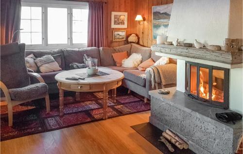 Oystre Slidre House | 3 Bedroom Lovely Home In Beitostølen