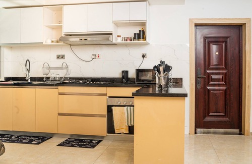 Lavington Apartment | 3 Bedroom Luxury Apartment Lavington (Indoor Pool, Gym, Private Parking)