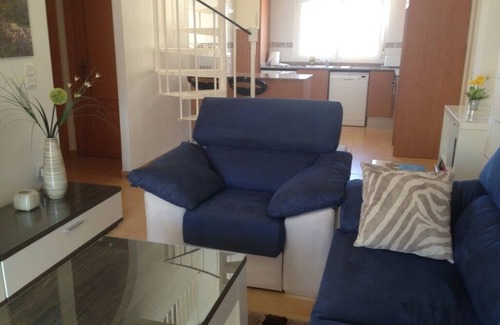 Vinaros Apartment | 3 BEDROOM LUXURY PENTHOUSE, BEACH & GOLF & POOL, WIFI, Large TV/SATELLITE,GARAGE