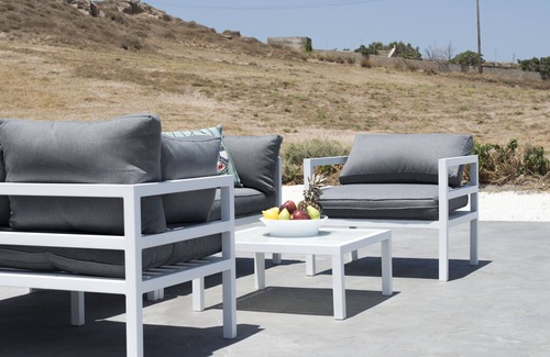 Karterados Villa | 3 bedroom Luxury villa , 200m by famous Monolithos beach!