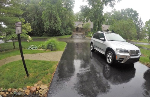 Toledo Condo | 3 Bedroom Luxury Villa with Hot Tub, Gourmet Kitchen on Private Drive/Garage