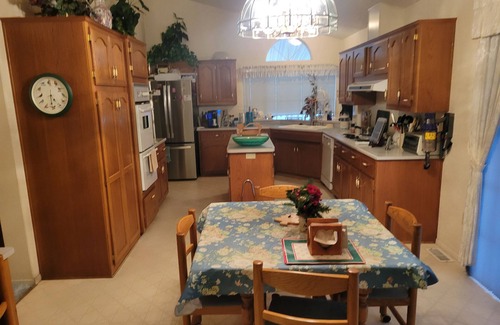 Porterville House | 3-bedroom mobile home in charming Porterville with WiFi, AC