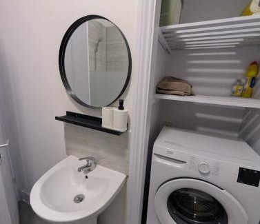 Tottenham Hale Apartment | 3 bedroom near Tottenham Stadium London