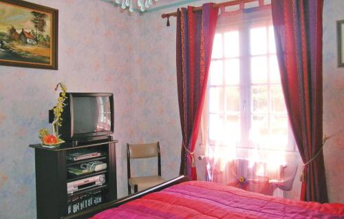 Ploumilliau House | 3 Bedroom Nice Home In Ploumilliau