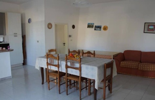 Posto Rosso House | 3 bedroom private vacation home in red place