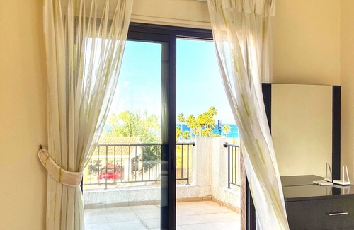 Prodromi Villa | 3-bedroom sea view villa in cristal waters Latchi with WiFi, AC
