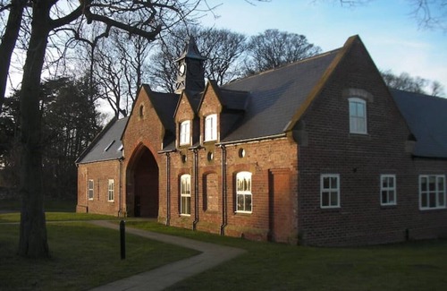 Nunthorpe House | 3 Bedroom Stable Conversion set in private grounds