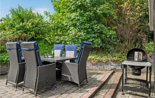 Strøby Ladeplads House | 3 Bedroom Stunning Home In Strøby