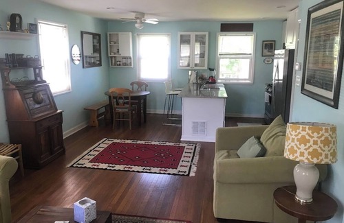 Potomac West House | 3 bedroom tounhouse near King Street metro