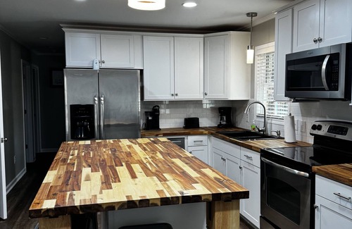 Lillington House | 3-bedroom vacation home near Cape Fear River