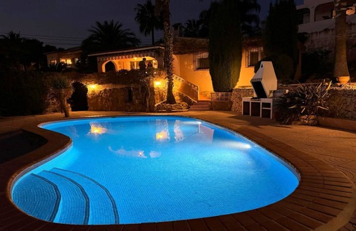Paichi Villa | 3 bedroom villa in teulada