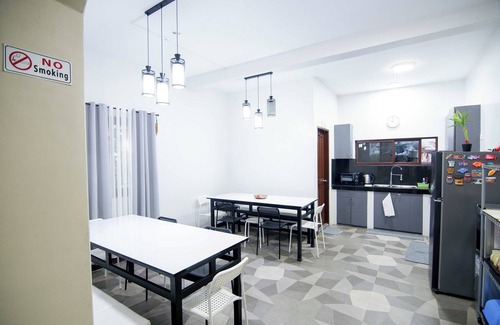Alfonso Villa | 3-bedroom villa near Tagaytay with jacuzzi, nice garden & outdoor amenities