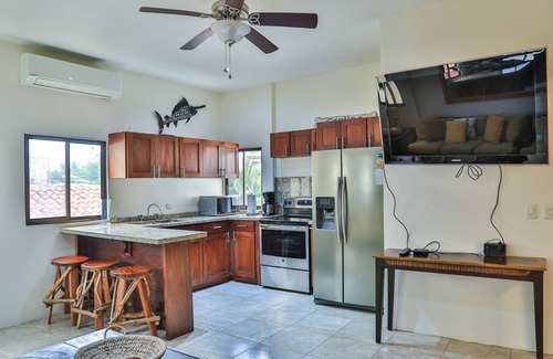 Playa Hermosa Villa | 3 Bedroom Villa Oceanside in Hermosa Palms
