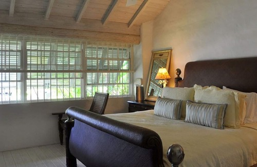 Lower Carlton Villa | 3 bedroom Villa Summa