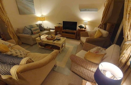 New Moat House | 3 Bedroomed Newly Converted Barn in the foot of the Preseli Hills