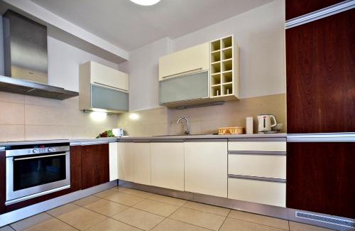 Marymount Apartment | 3 bedrooms Apartment Zoliborz Gwiazdzista